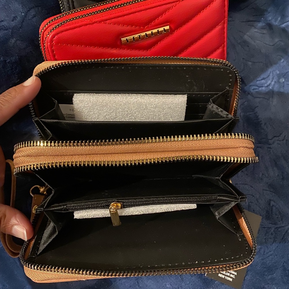 Wallets wallets wallets - Picture 2 of 5